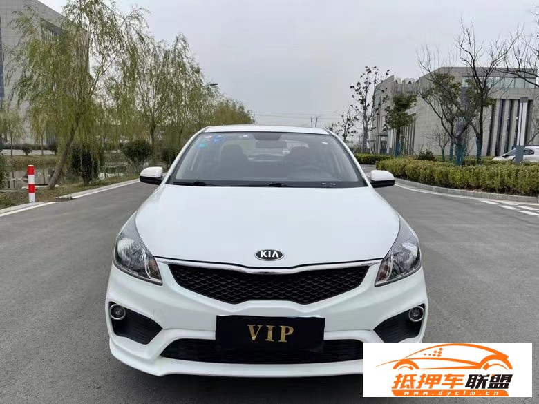 18年起亞K2轎車