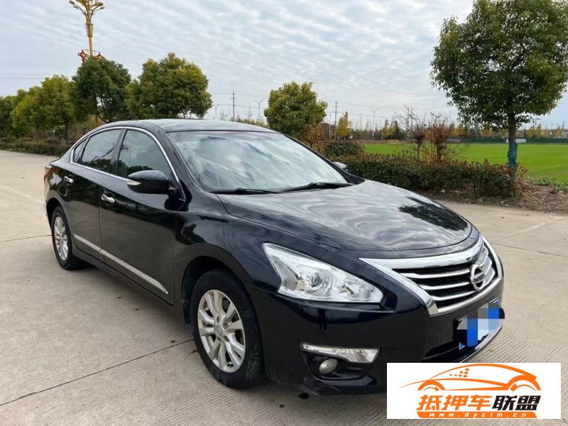 15年日產(chǎn)天籟轎車