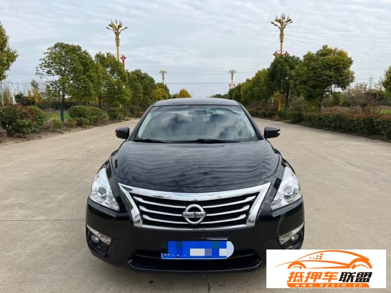 15年日產(chǎn)天籟轎車