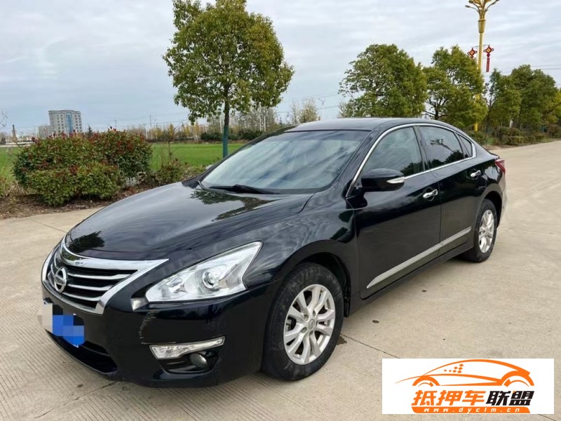 15年日產(chǎn)天籟轎車
