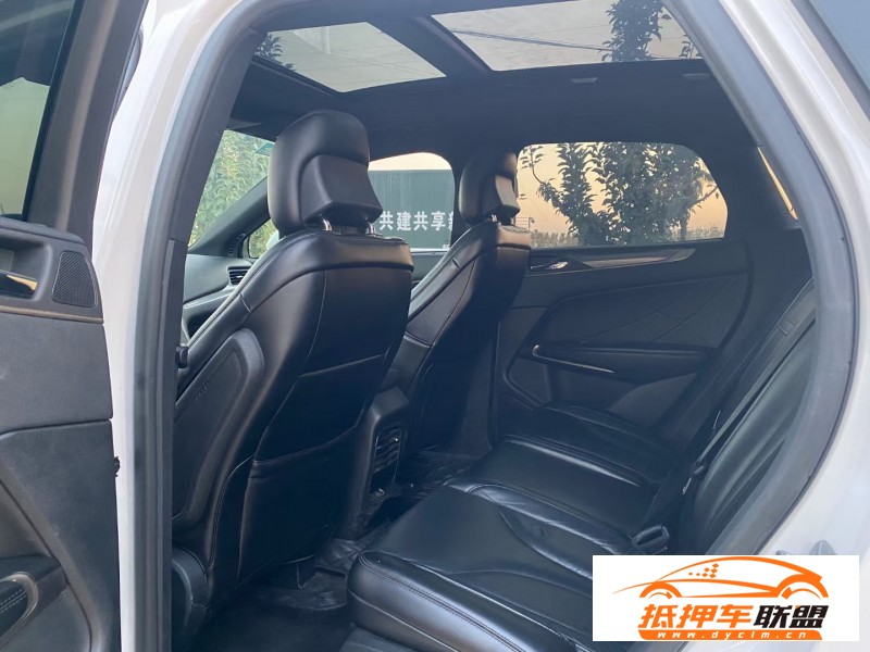 18年林肯MKC轎車