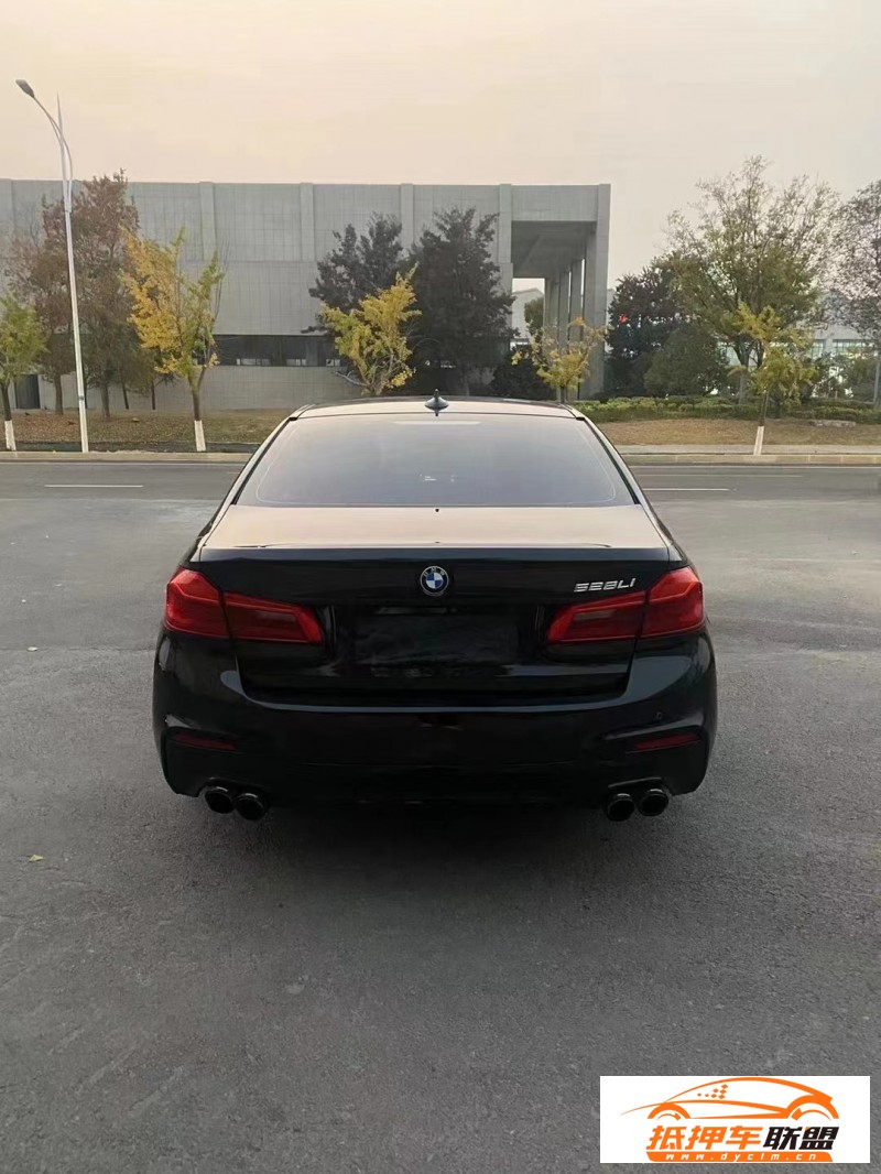 18年寶馬5系轎車