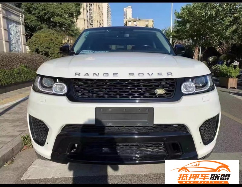  16年路虎攬勝運(yùn)動(dòng)轎車 