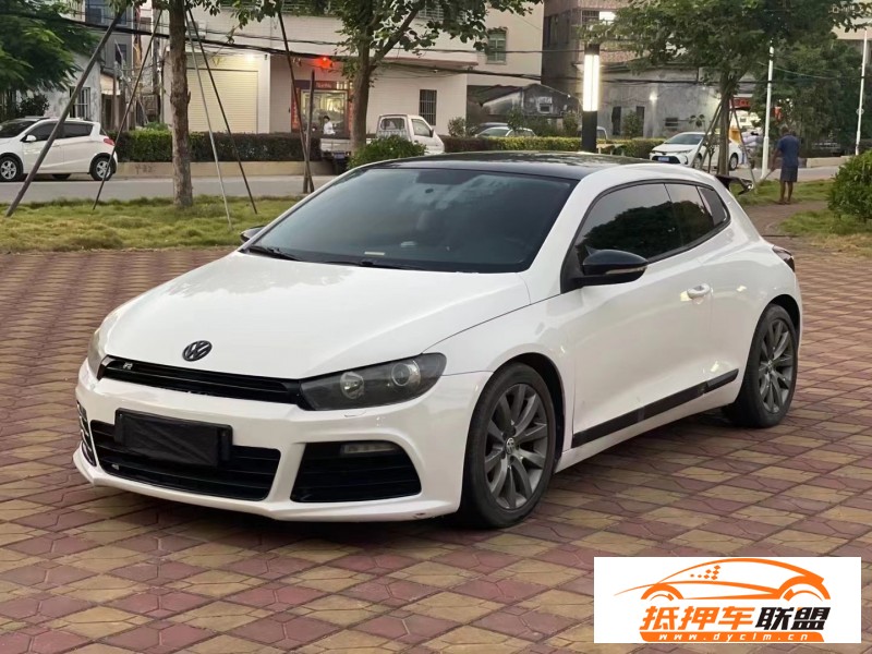  13年大眾尚酷轎車 