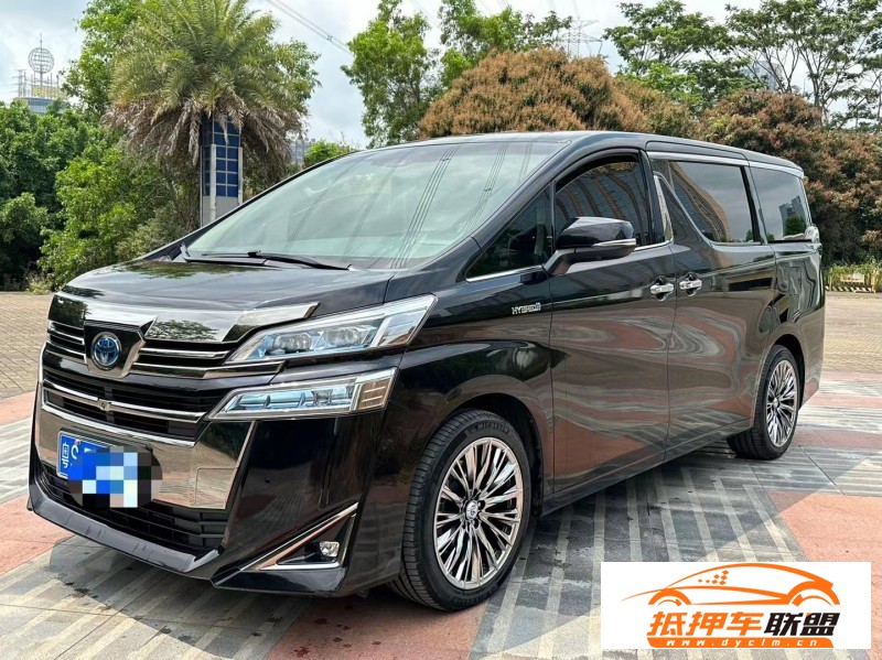  20年豐田威爾法轎車 
