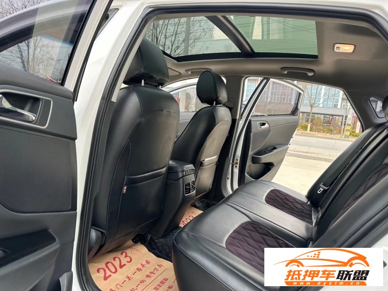  16年現(xiàn)代名圖轎車(chē) 