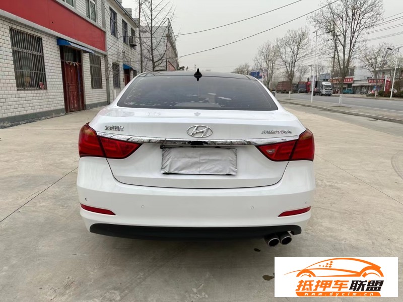  16年現(xiàn)代名圖轎車(chē) 