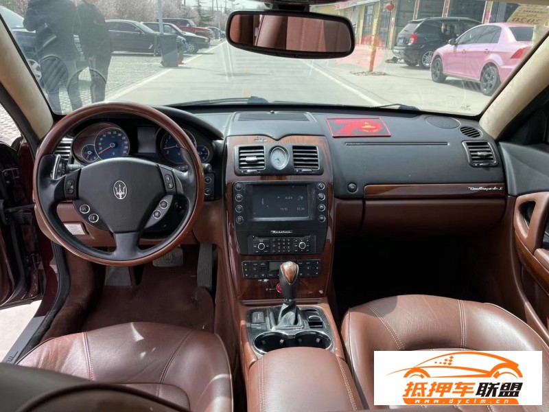  11年瑪莎拉蒂總裁轎車 