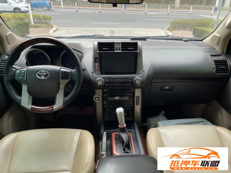  13年豐田普拉多SUV 