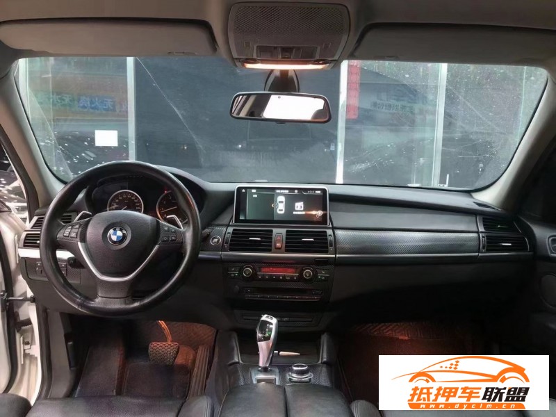  14年寶馬X6轎車 
