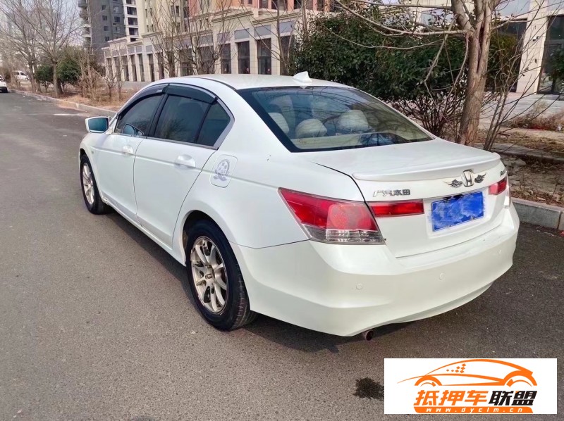  10年本田雅閣轎車 