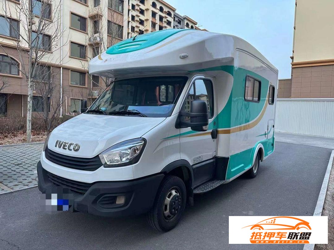 依維柯房車 2017款 依維柯 3.0T 6座 齊星牌 旅居車