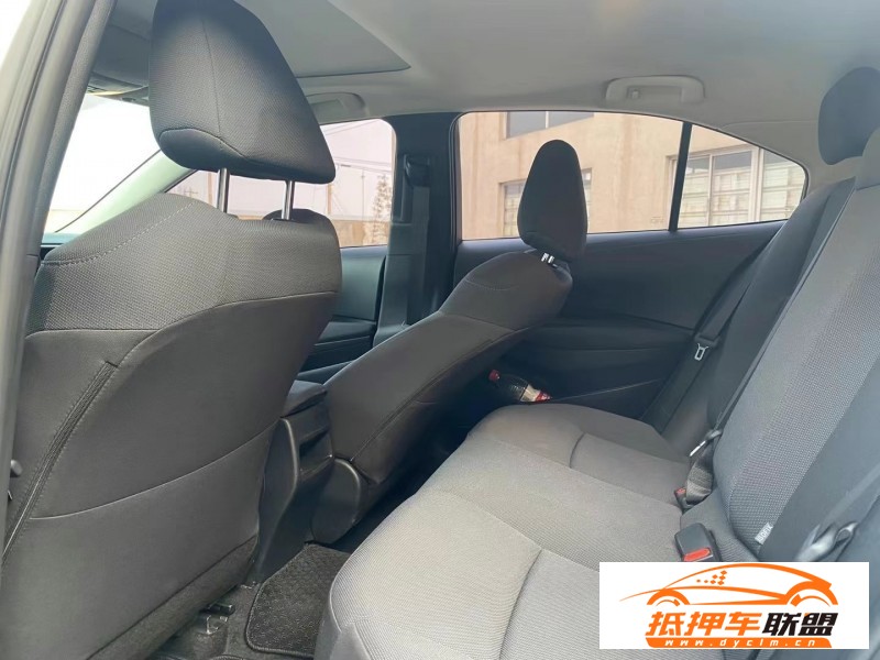  22年豐田卡羅拉轎車 