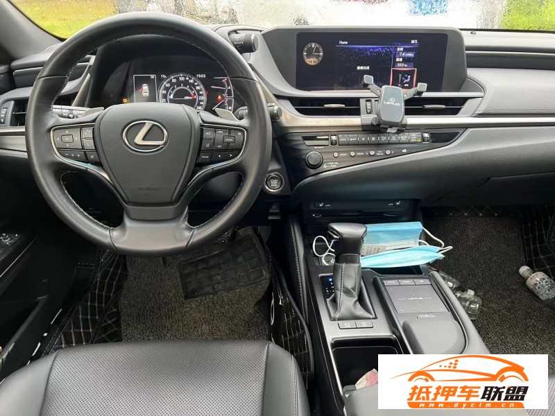  20年雷克薩斯ES轎車 