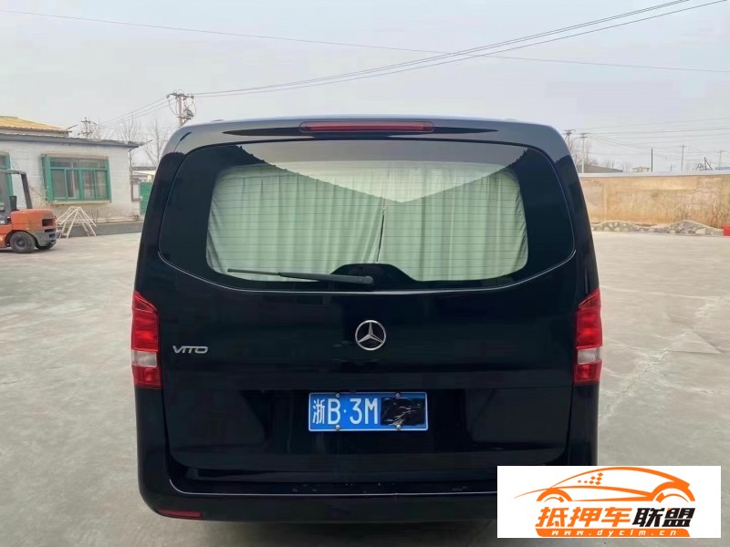  18年奔馳威霆SUV 