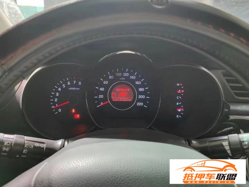  14年起亞K2轎車 