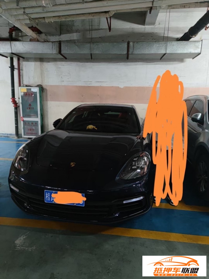  19年保時(shí)捷帕納梅拉轎車 