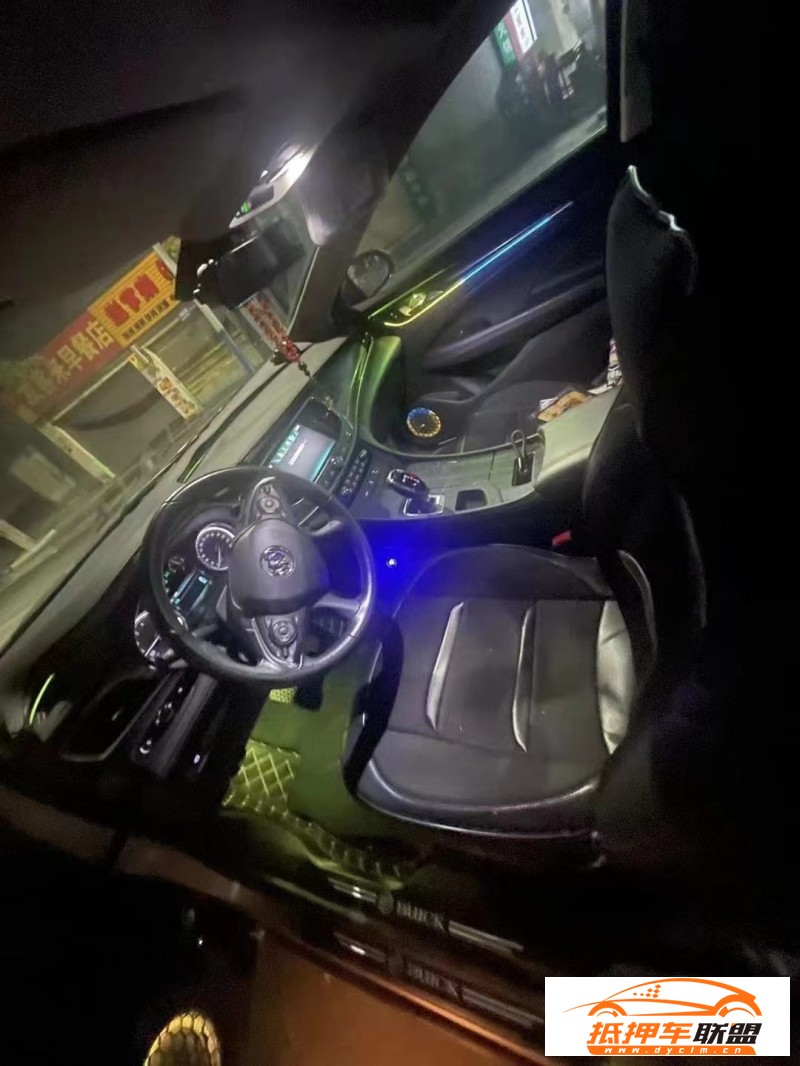  19年別克君越轎車 