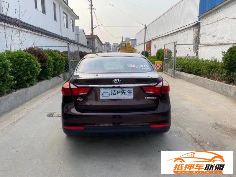  17年起亞K3轎車 