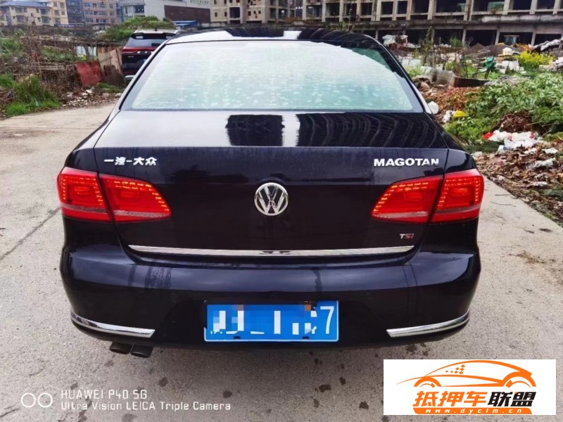 15年大眾邁騰轎車 