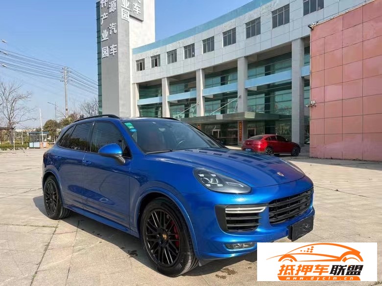  17年保時捷卡宴SUV 