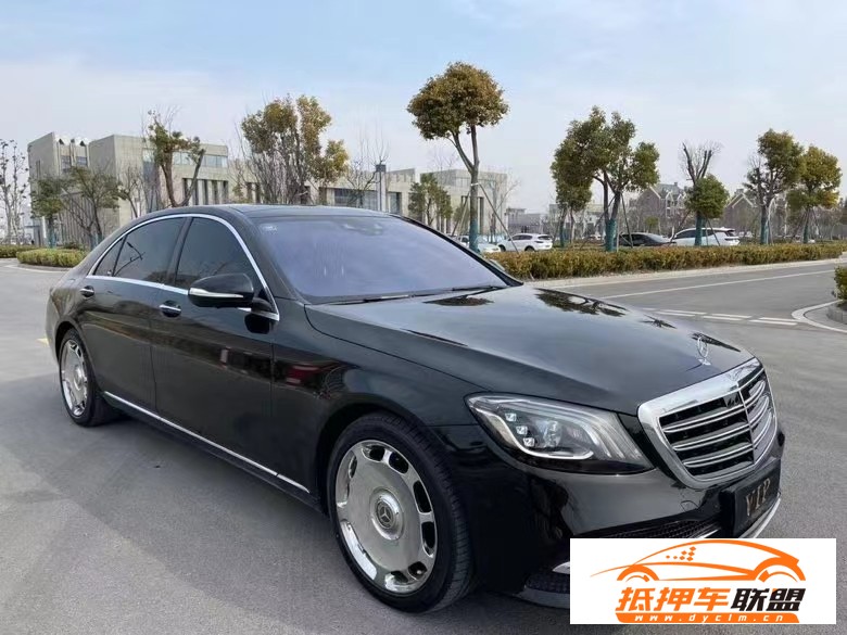  19年奔馳S轎車 