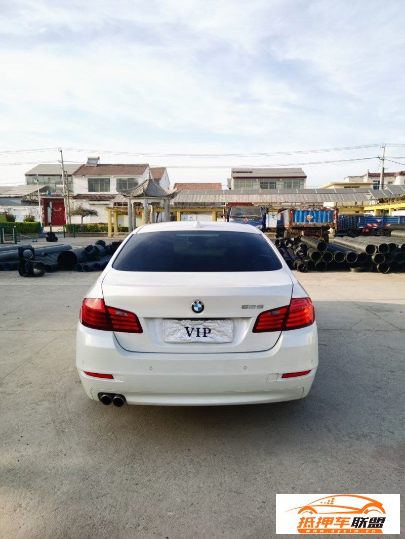  14年寶馬5系轎車 