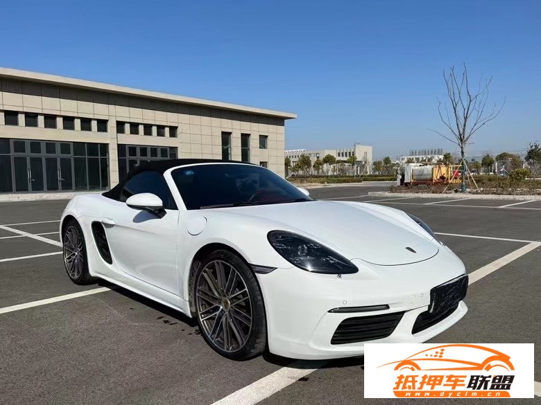  18年保時捷718轎車 