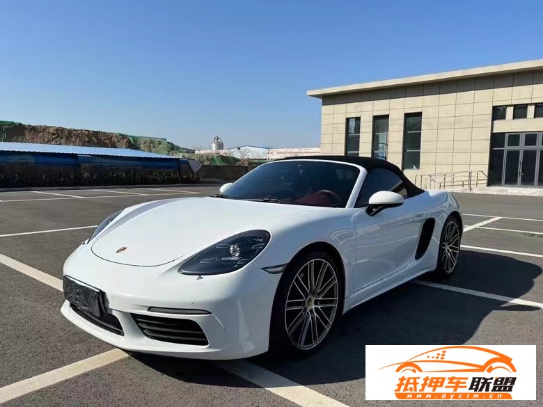  18年保時捷718轎車 