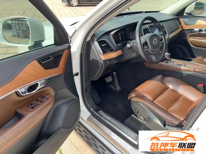  19年沃爾沃XC90轎車 