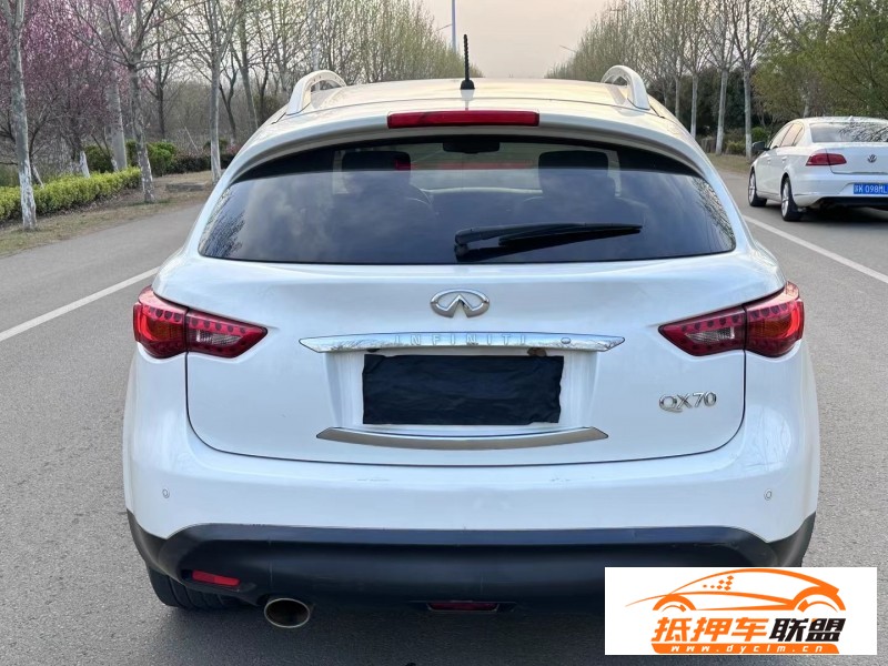  15年英菲尼迪QX70轎車 