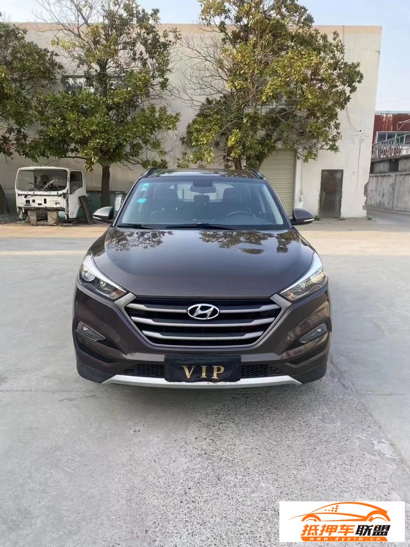  18年現(xiàn)代途勝轎車(chē) 