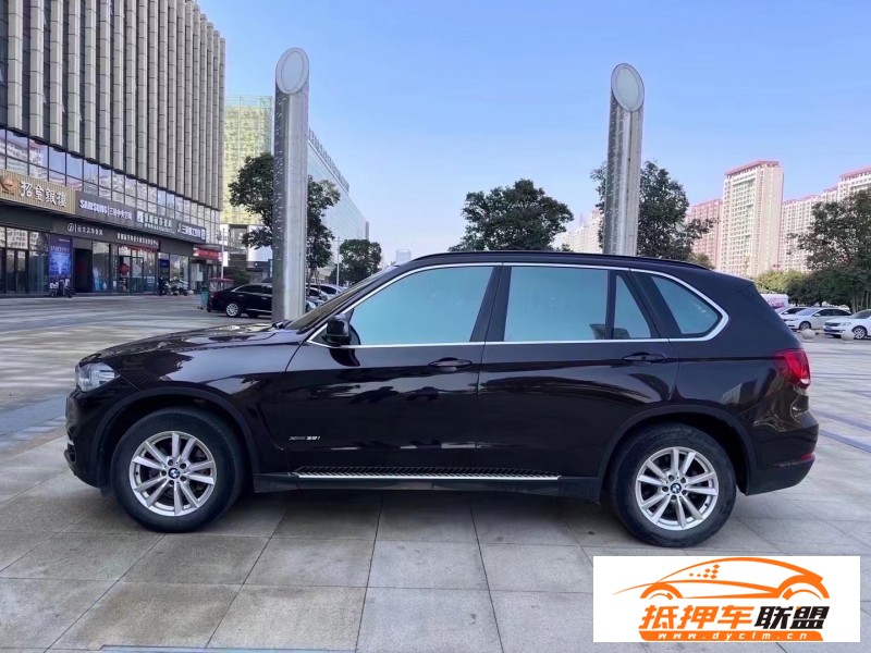  16年寶馬X5轎車 