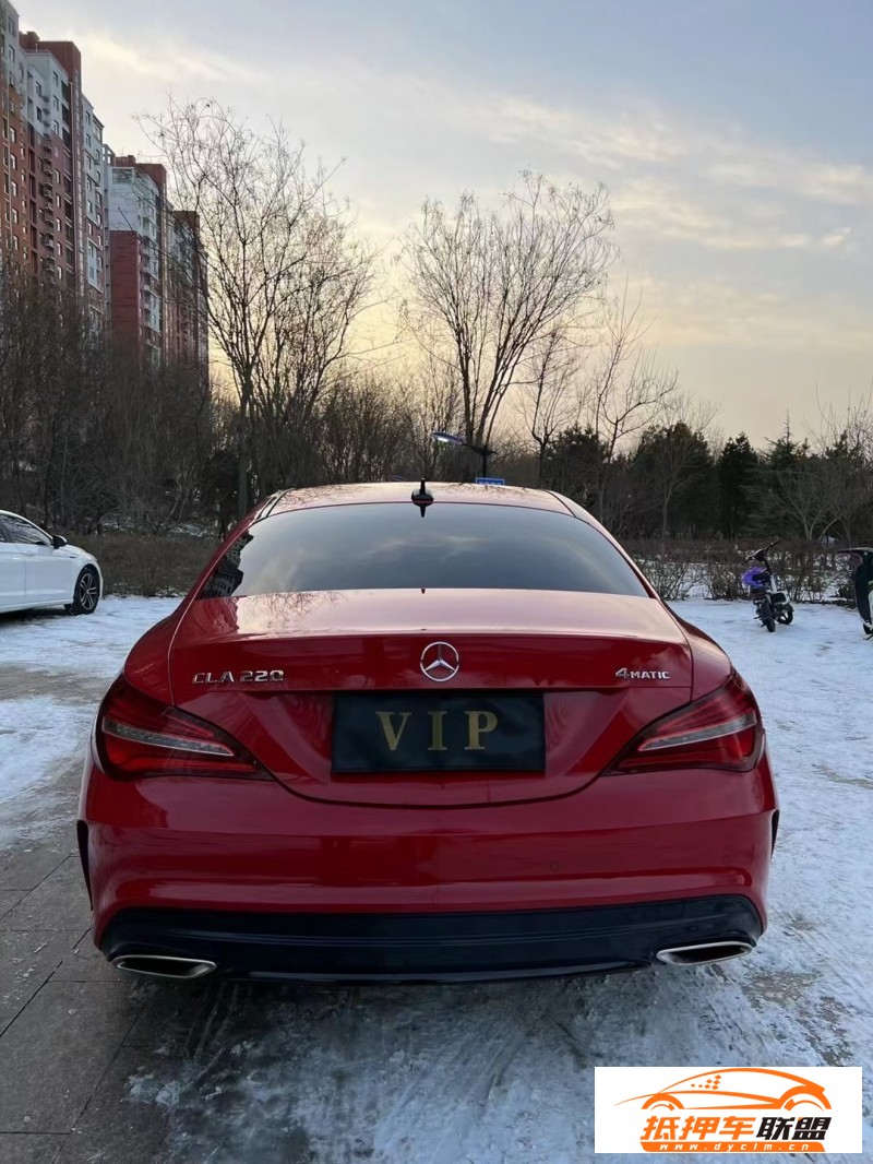  18年奔馳CLA轎車 