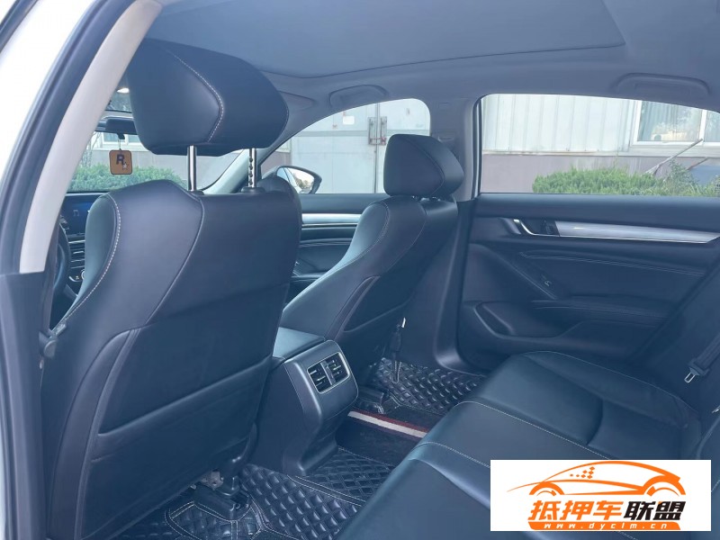  20年本田英詩派轎車 
