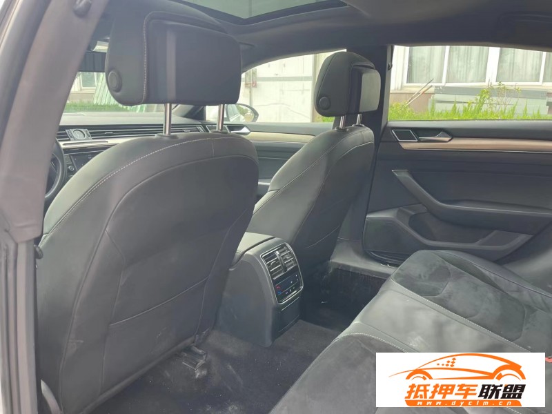  20年大眾CC轎車 