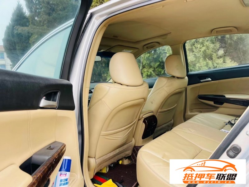  10年本田雅閣轎車 