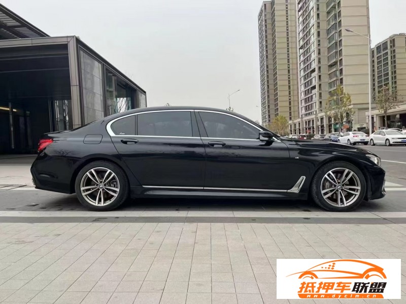  18年寶馬7系轎車 