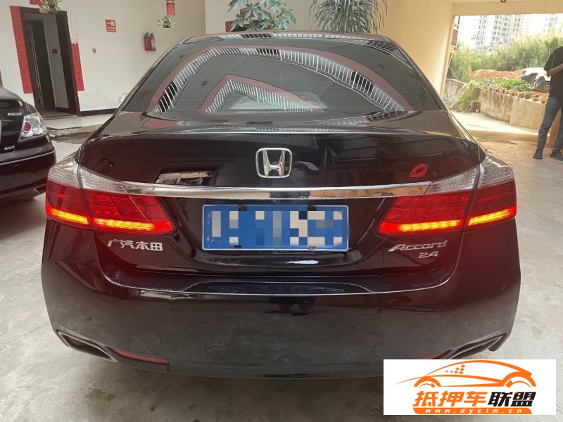  15年本田雅閣轎車 