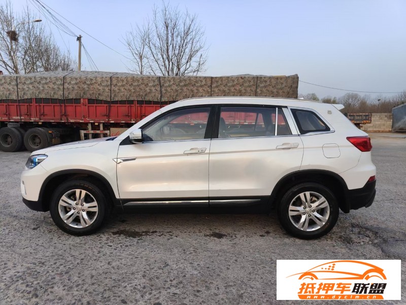  17年長(zhǎng)安CS75SUV 