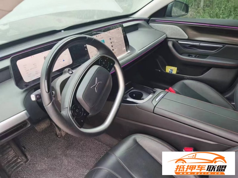 21年小鵬汽車P7轎車 