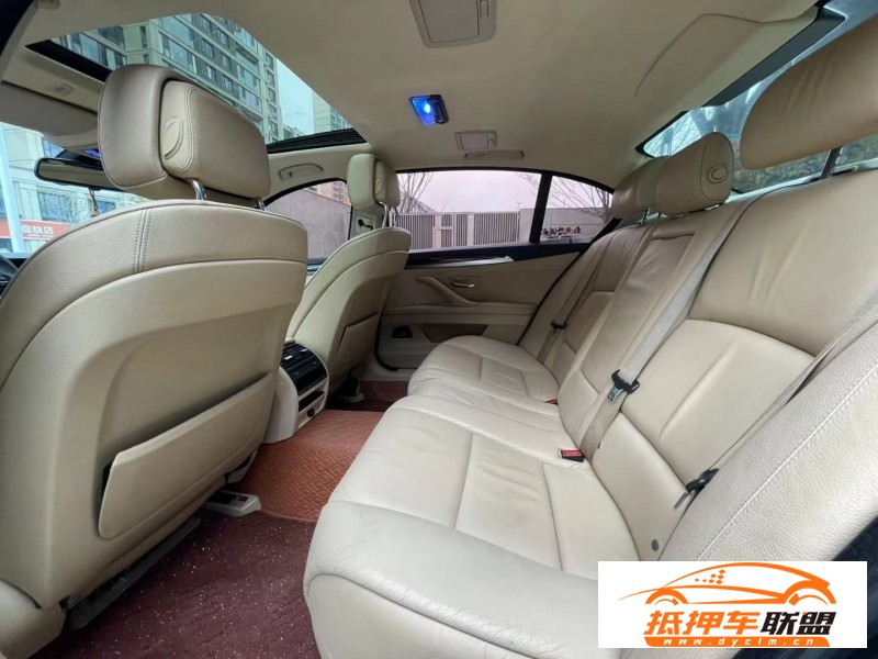  12年寶馬5系轎車 
