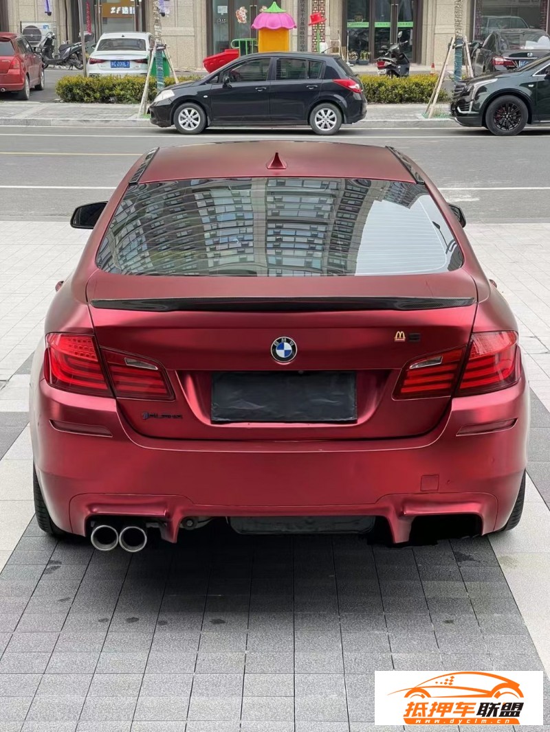  12年寶馬5系轎車 