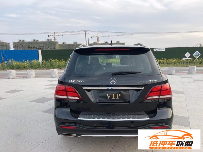  17年奔馳GLESUV 