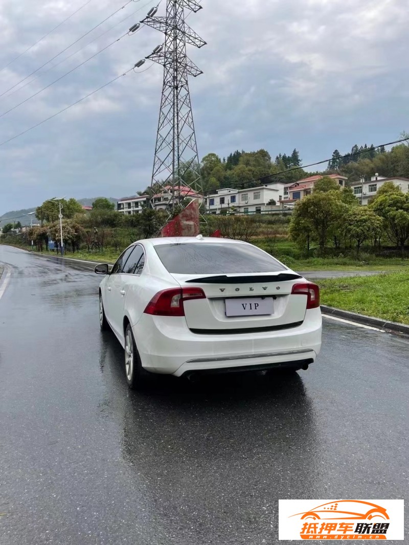  14年沃爾沃S60轎車 
