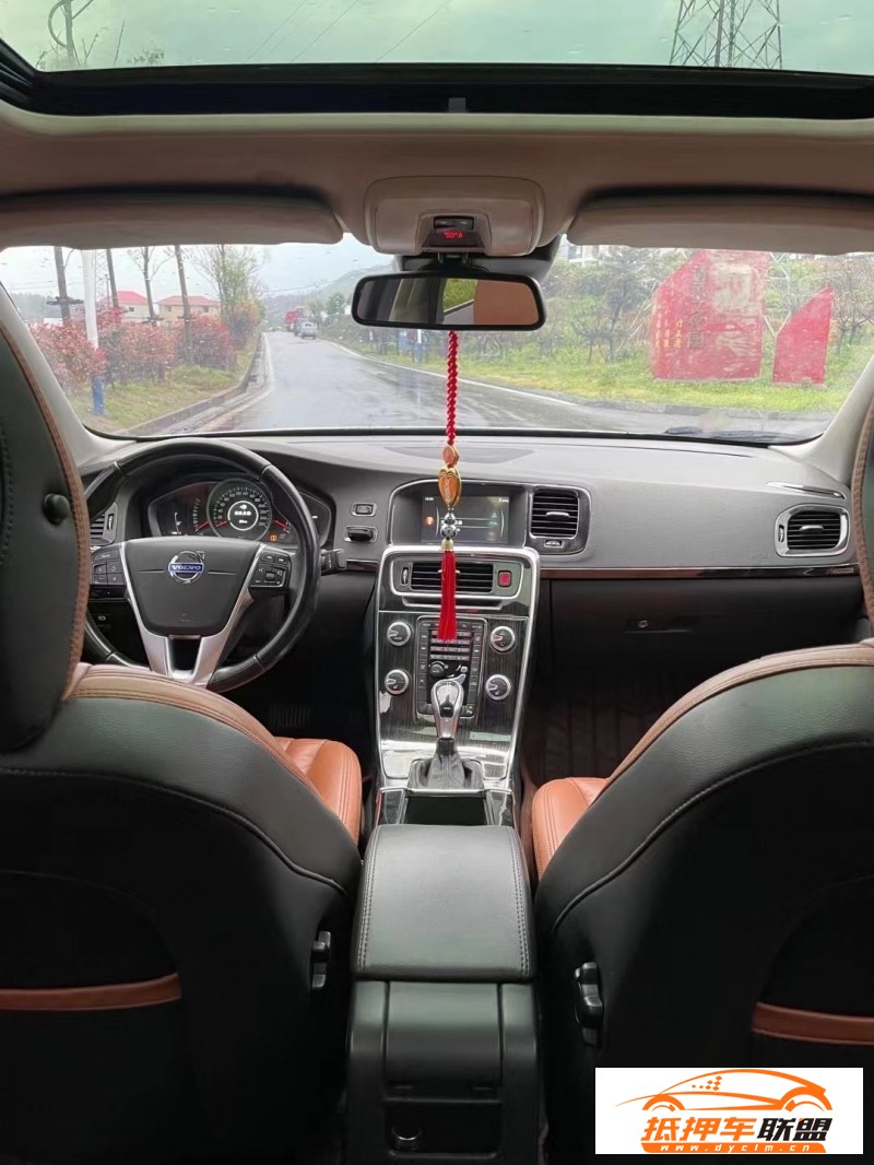  14年沃爾沃S60轎車 