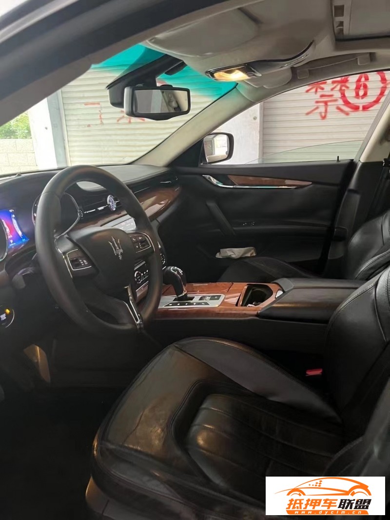  13年瑪莎拉蒂總裁轎車 