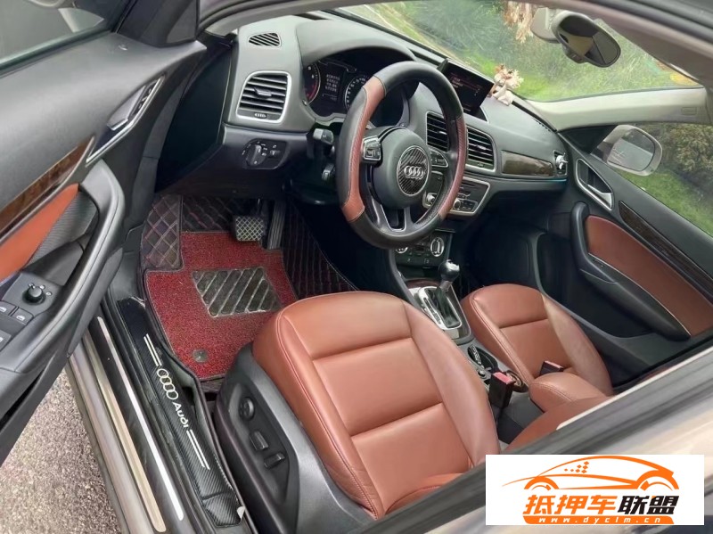  16年奧迪Q3轎車 