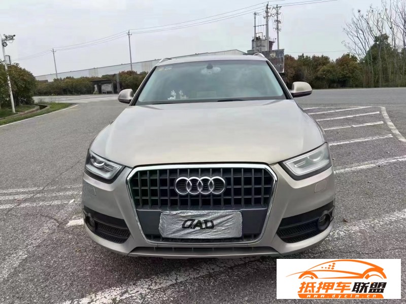  16年奧迪Q3轎車 