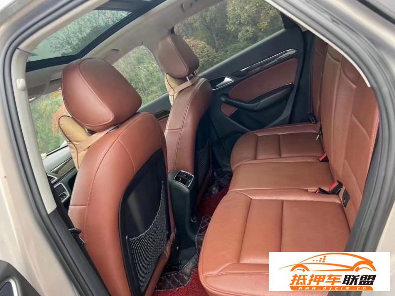  16年奧迪Q3轎車 